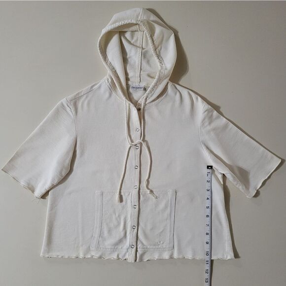 Delicates Women's Short Sleeve Snap-front Creme Cropped Hoodie - Picture 5 of 10